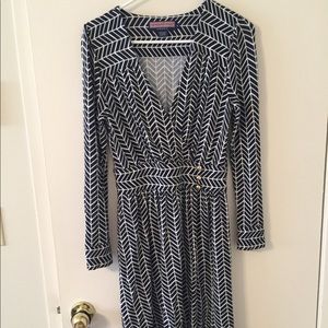 Blue chevron vineyard vines dress small